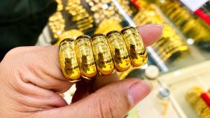 Mơ mất vàng hoặc bị lấy mất vàng có phải điềm xấu không?